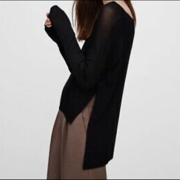 Wilfred Librement Sweater (Aritzia) - Picture 2 of 3